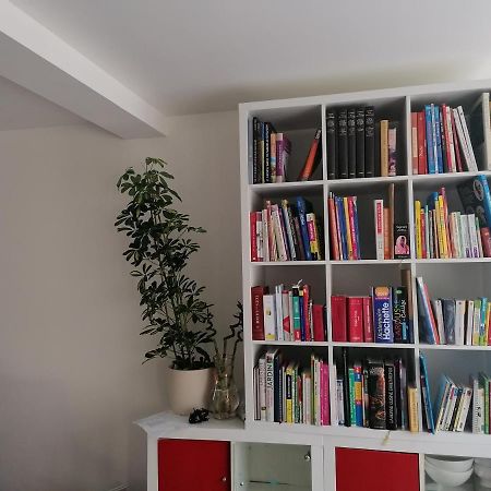 1 Chambre Pour 2 Personnes "Chez L'Habitant" Maison Possede Un Petit Chien Quincy-Voisins 외부 사진